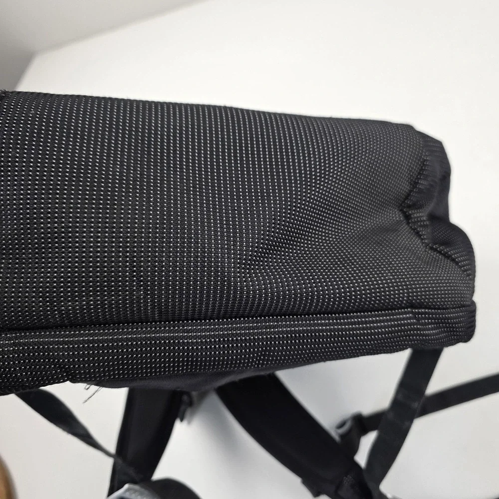 Thule Backpack Black 18 Inch Laptop Bag Travel Daypack Men Nylon Polka Dot